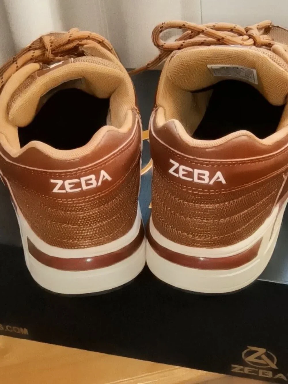 Zeba Men's Brown Slip-On Shoes Size 11